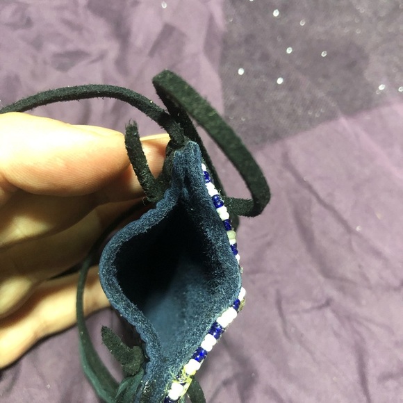 Handcrafted leather Black Beaded Pouch with pentagram - Picture 3 of 8